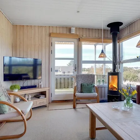 Solveig - 1-5km From The Sea By Interhome